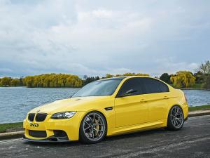 BMW M3 Sedan Dakar Yellow by IND Distribution 2013 года
